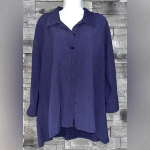Habitat oversized violet top